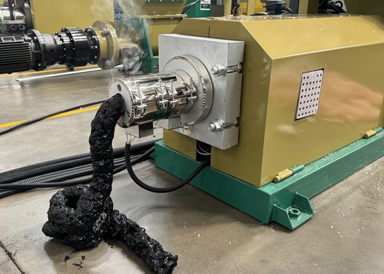 Heißschmelz-Barren aus PP-Schaum