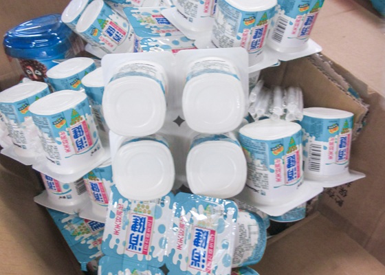 abgelaufene Joghurtbecher