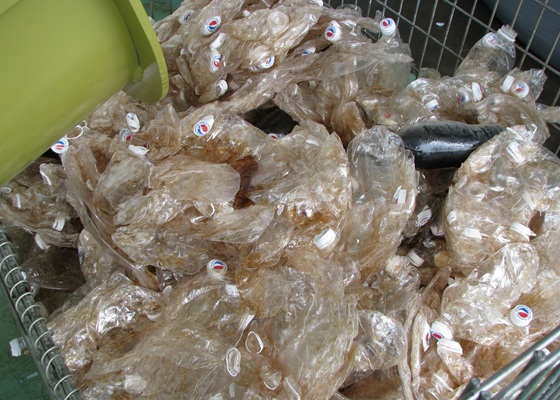 Entwässerung von PET-Flaschen