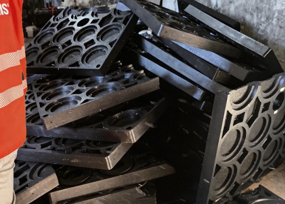 EPP-Palette für die Automobilindustrie