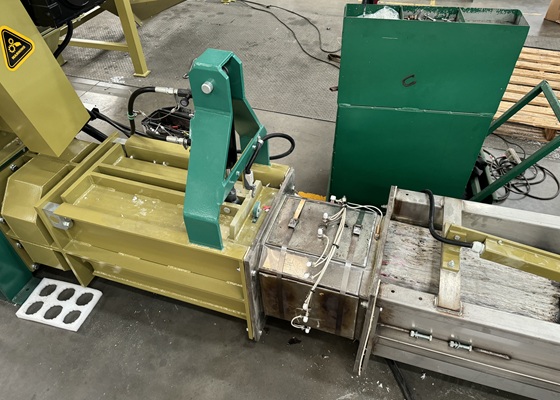 Schneckenextrusion + Oberflächenverschmelzung